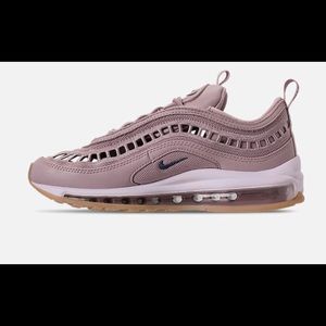 WOMEN'S NIKE AIR MAX 97 ULTRA '17 SI CASUAL SHOES